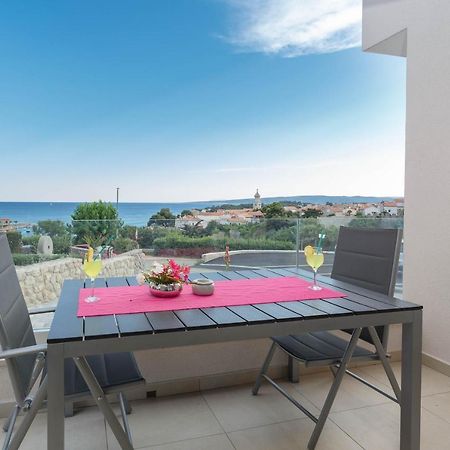 Luxury Residence Luca Krk Town Bagian luar foto