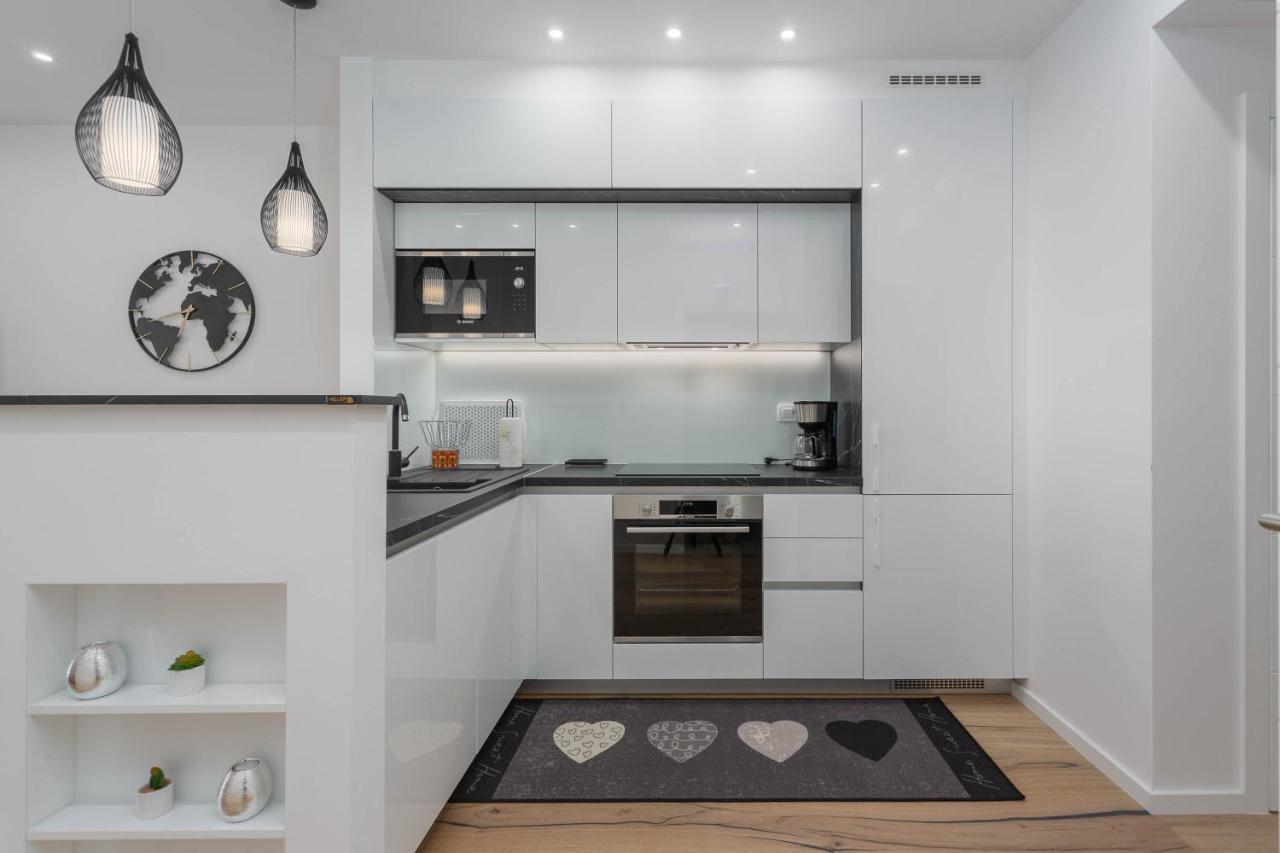 Luxury Residence Luca Krk Town Bagian luar foto