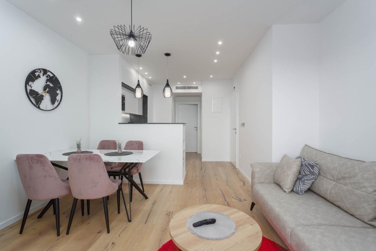 Luxury Residence Luca Krk Town Bagian luar foto